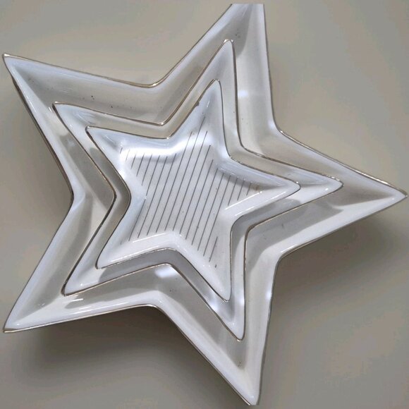 Set Of (3) Star Shaped White Stacked Trinket Dishes w/Gold Accent Design - Picture 2 of 13